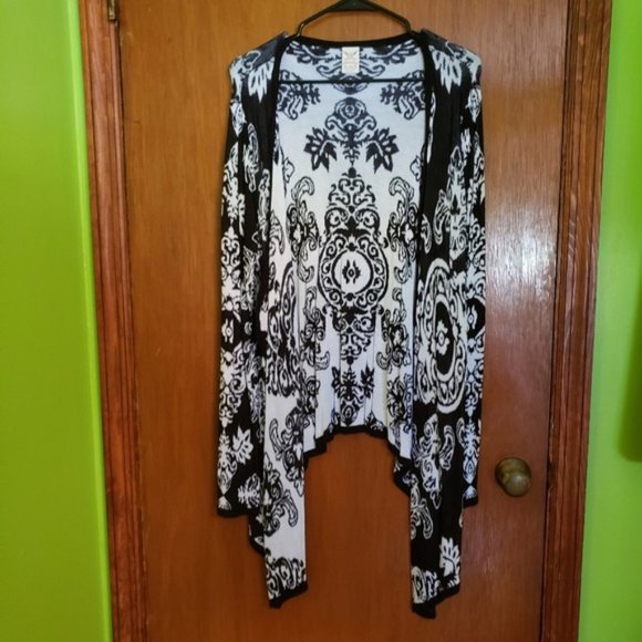 Faded Glory Sweaters - Black & White Asymetrical Cardigan XL